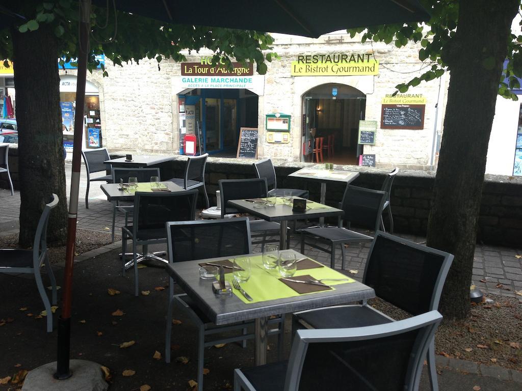 Hotel La Tour D'Auvergne Pont-lʼAbbé 외부 사진
