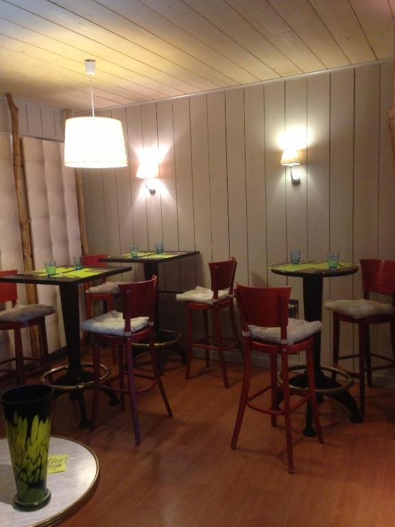 Hotel La Tour D'Auvergne Pont-lʼAbbé 객실 사진